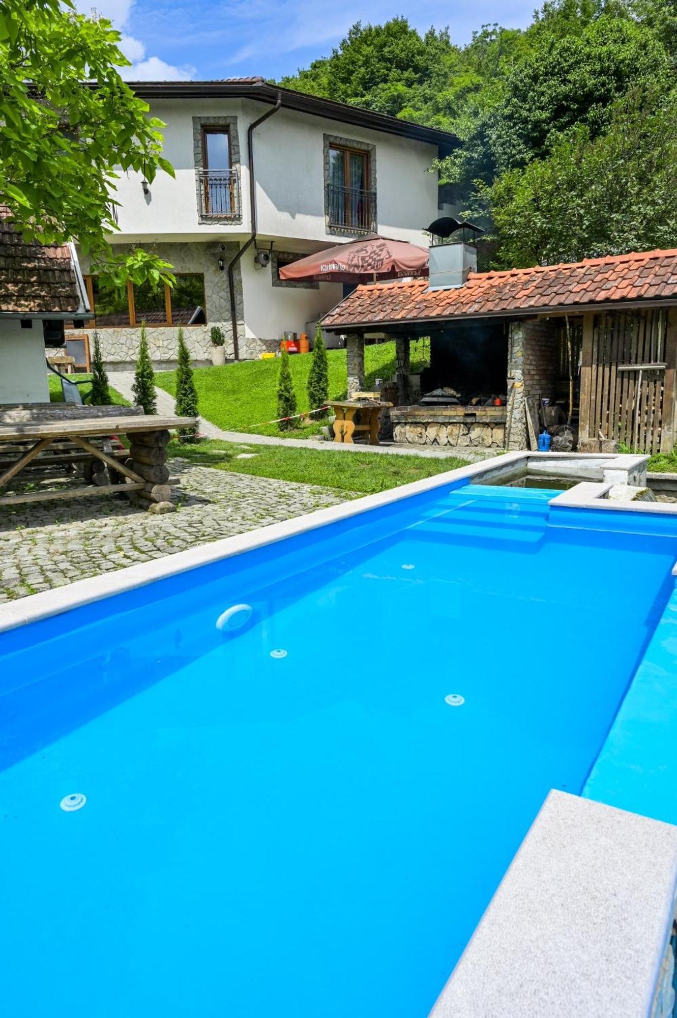 Konoba Slapovi Motel Jajce Exterior foto
